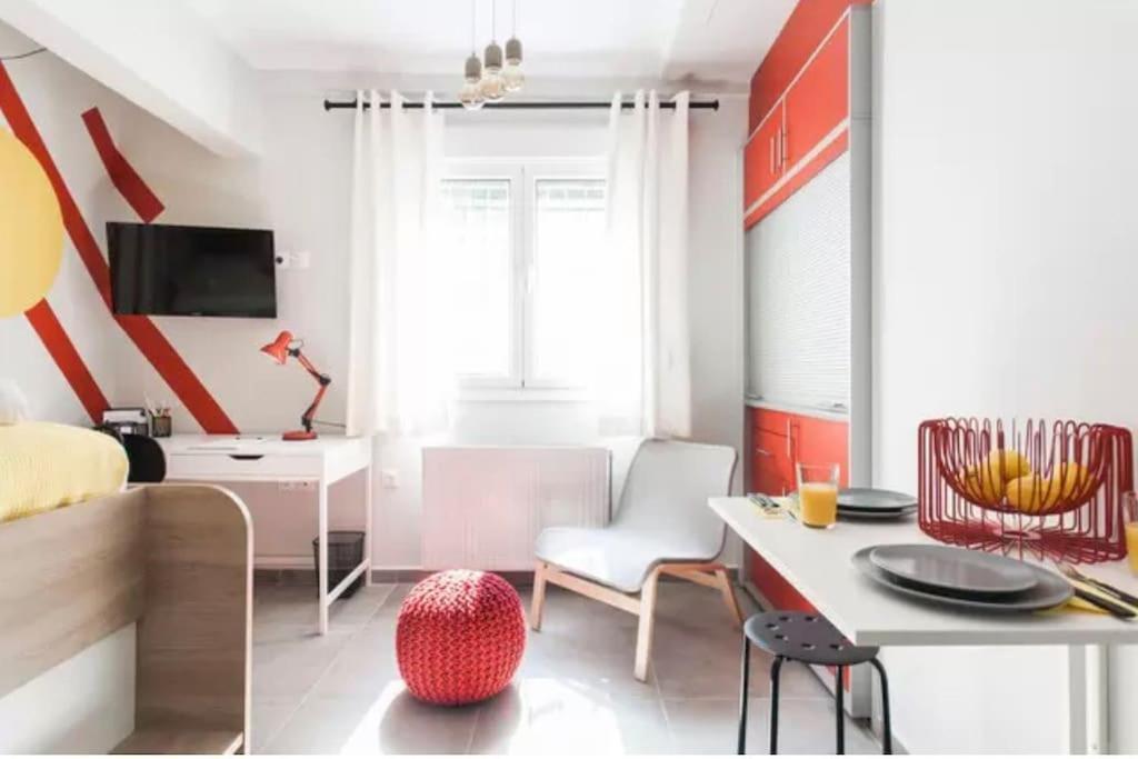 Colorful Apartment In Athens Atenas Exterior foto